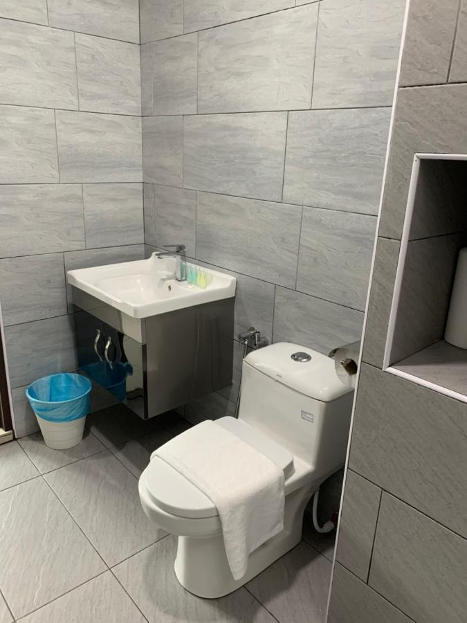 Utama With Swimming Pool View, Karaoke, Free Wifi, Netflix, Near To Car Park Desaru